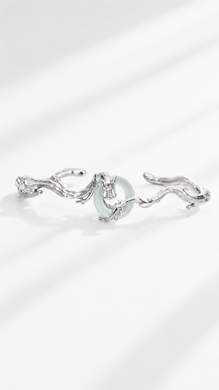 1a4fdfdc5fcd08f7dbd9100d1d5b5800 Oriental Dragon Silver Cuff Bracelet Unisex Vintage Style - Image 1
