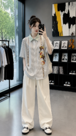 Cute Japanese-style embroidered doll short-sleeved shirt 🧸 Unisex loose striped shirt｜Preppy style, casual and versatile for summer - Image 2